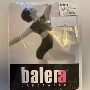 Balera Convertible Dance tights size Medium Child Lt Suntan